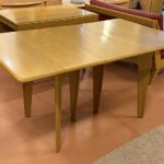 M166 drop leaf table. 60 x 36 with both leaves up